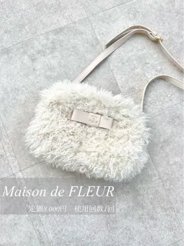 [ 거의 새상품 ] 인조 모피 미니 숄더백 리본