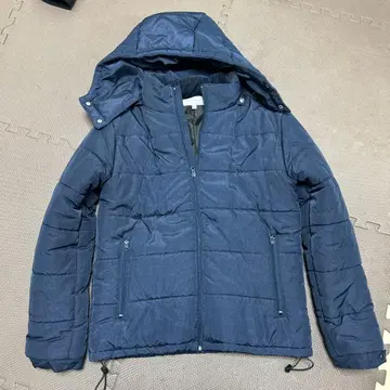 UNIVERSAL STYLE WEAR 다운 자켓 네이비 사이즈 40