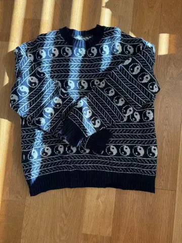 pyicom [레어] 100% 울 스웨터 L 사이즈