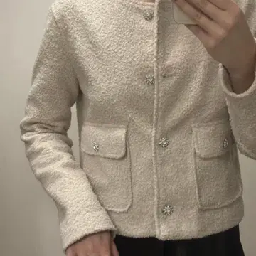 ZARA/비쥬 버튼 푸들 자켓