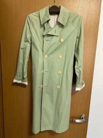 마가렛호웰 라이트 그린 더블 브레스트 트렌치코트