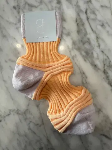 CFCL 리브 니트 삭스 오렌지 보라색