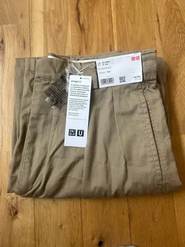 유니클로 U 24SS 턱 와이드 팬츠 허리 79cm 미사용 새상품