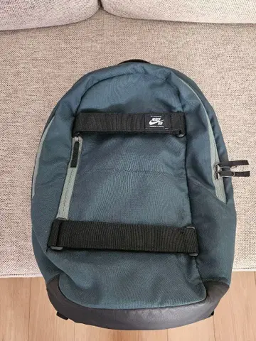 Nike SB 다크 그린 백팩