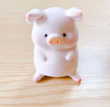 Lulu tretoy 오리지널 돼지 sitting