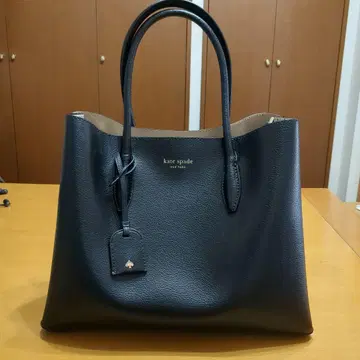 케이트 스페이드 블랙 가죽 토트백