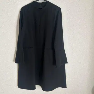 에메르 리파인즈 A라인 원피스 클리닝 완료