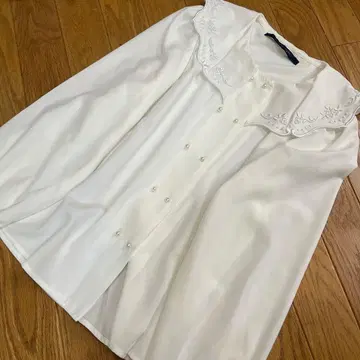 an another angelus 펄 버튼 더블 빅 칼라 레이스