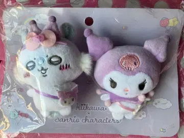 치이카와 산리오 캐릭터즈 모몽가 쿠로미 페어 브로치