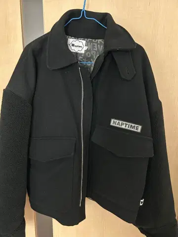 Nissy Naptime 소매 보아 Jacket-Black M 사이즈