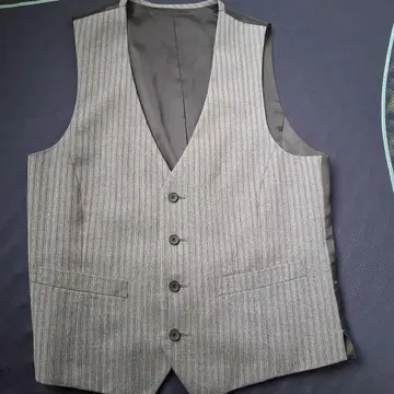 그레이 스트라이프 수트 베스트