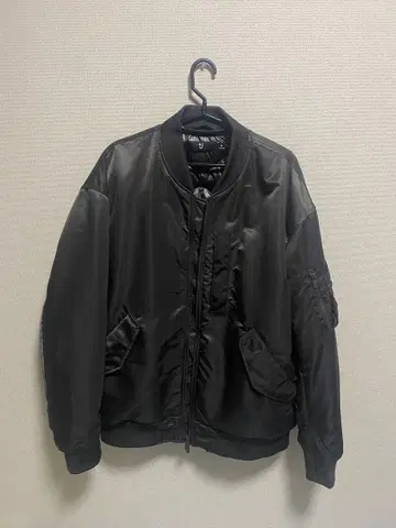 하이브리드 다운 오버사이즈 MA-1 블루종