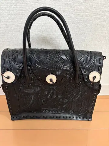 새상품급 타임세일! 그레이스 콘티넨탈 카빙 트라이브스 블랙