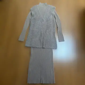 LARUTA 원피스 니트 원피스 베스트 베스트 세트 베이지