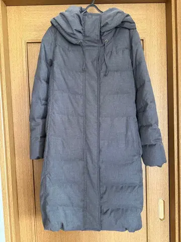 플라스테 그레이 다운 코트 사이즈 2