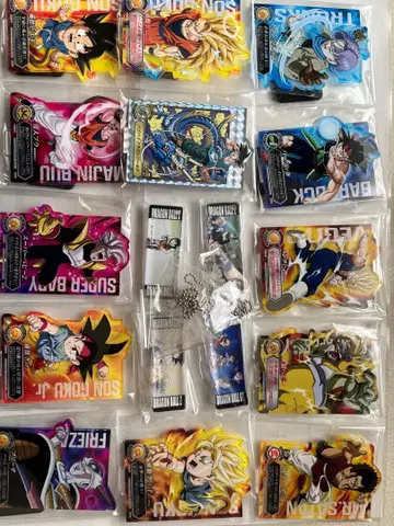 드래곤볼 아크릴 스탠드 13점. 키링 4점