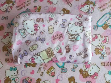 헬로키티 프리 크로스 190cm x 190cm