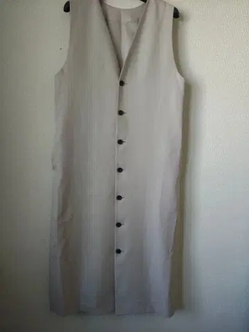 베이지 슬리브리스 롱 베스트