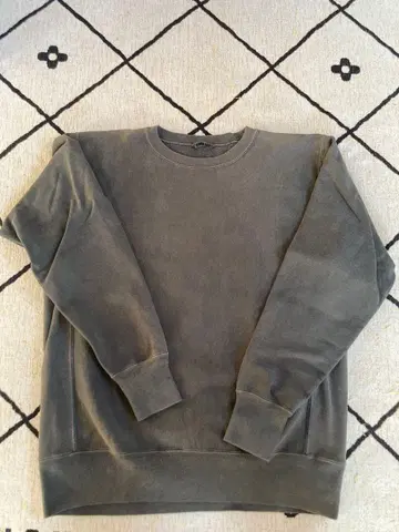 오라리 트레이닝복 M 사이즈 흑먹색