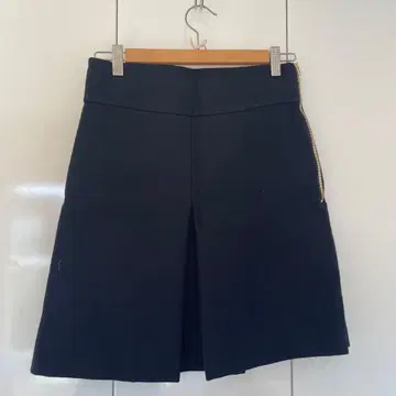 투모로우랜드/MACPHEE 다크 네이비 미니 스커트