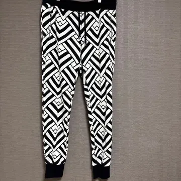 [레어] 돌체앤가바나 조거 팬츠 올 패턴 블랙 화이트 46 기하학 패턴