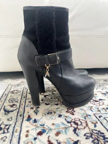 PATRIZIA PEPE 부티 사이즈 38