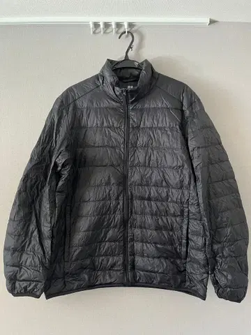 UNIQLO 블랙 다운 자켓 남성용 XL