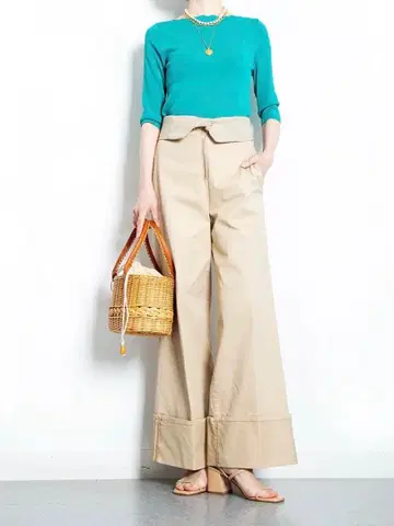 새상품 ADAM ET ROPE 베이지 하이웨스트 치노 팬츠