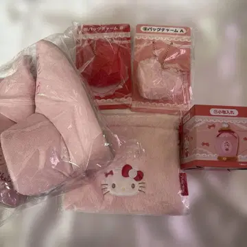 헬로키티 복권 룸슈즈와 백참 외 5종 세트