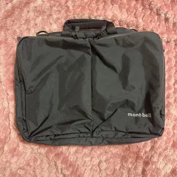 매장에서 구매 후 한 번 사용 A4 mont-bell 가방 백팩&숄더백