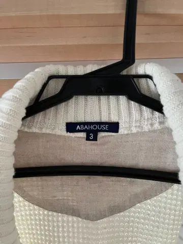 ABAHOUSE 화이트 니트 가디건 사이즈 3