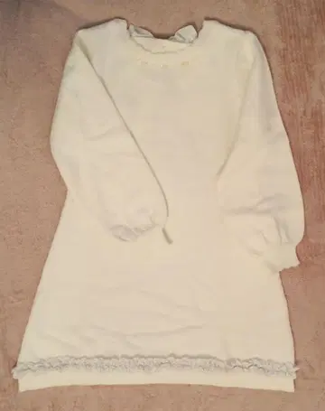 로디스포토 크림색 긴팔 니트 원피스