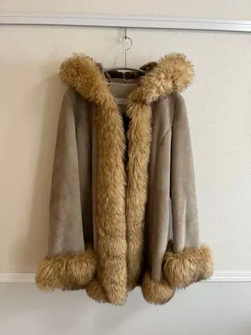 무스탕 코트 하프 코트 후드 부착