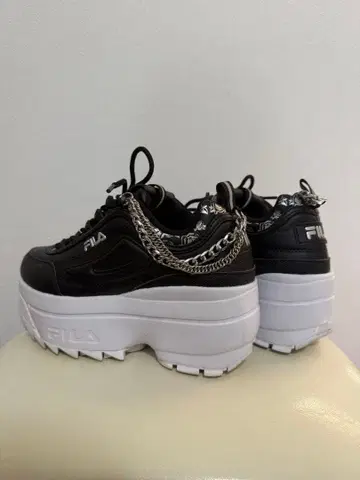 FILA 체인 포함 플랫폼 스니커즈 통굽