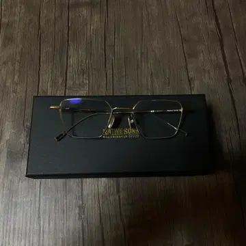 Native Sons YEAGER 16K GOLD 컬러 렌즈 2개 포함