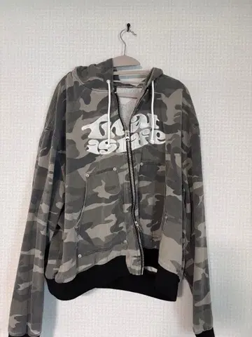 that's life 카모플라쥬 후드 자켓