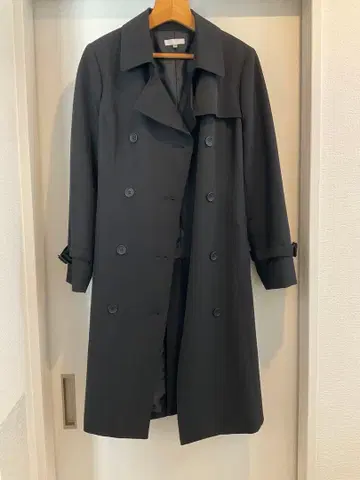 OverE 블랙 트렌치코트 사이즈 90