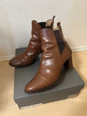 오데트 에 오딜 사이드 고어 부츠 23cm