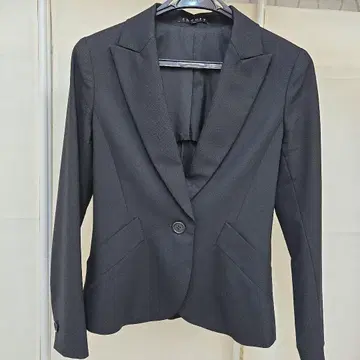 theory 블랙 테일러드 자켓 사이즈 0