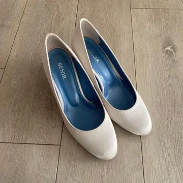 BENIR 화이트 힐 6cm 박스 포함