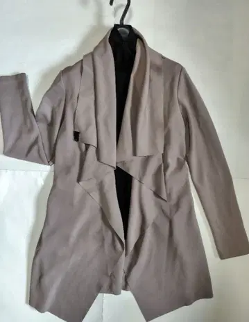 자켓 블루종 변형 옷깃 오픈 프론트 종이상자 소재