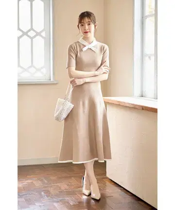 tocco closet 펄 장식 보타이 리본 배색 니트 원피스