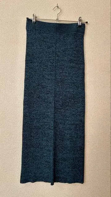 다크 블루 슬릿 타이 트 스커트