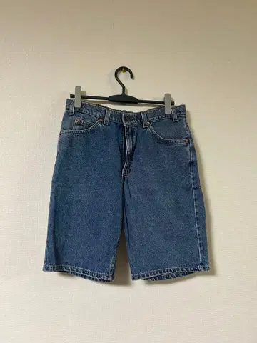 Levi Strauss & Co. 550 하프 팬츠 W32