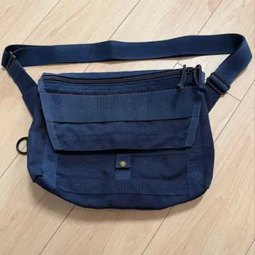 BRIEFING BEAMS PLUS 숄더백