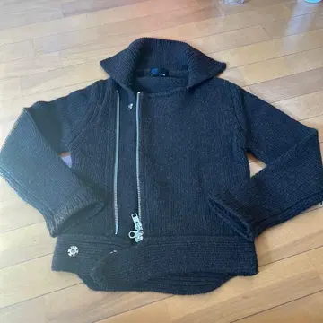 zucca 라이더스형 다크 브라운 니트 스웨터