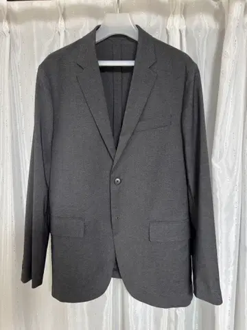 유니클로 감동 자켓