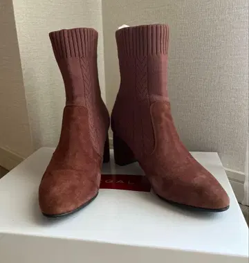 REGAL 스웨이드 앵클부츠 니트 포함