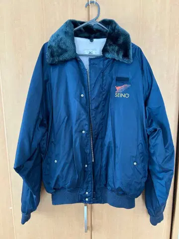 세이노 운수 퍼 달린 방한복