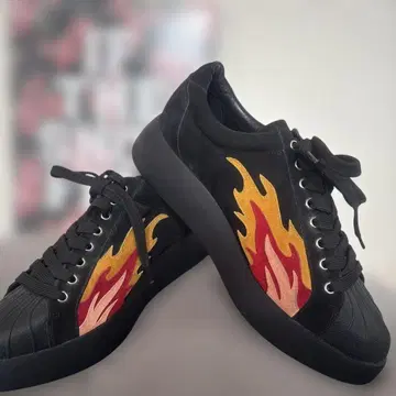 블랙 스웨이드 스니커즈 제프리 캠벨 미사용 새상품